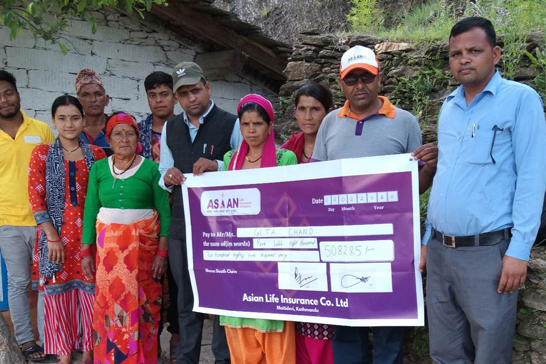 एशियन लाइफ इन्स्योरेन्सद्वारा मृत्यु दाबी भुक्तानी रकम हस्तान्तरण